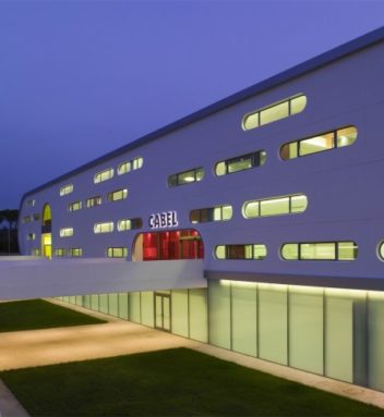 Lavorare in Cabel Industry: l’azienda di servizi di outsourcing per il settore bancario