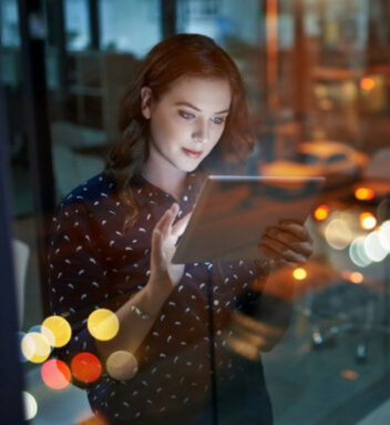 Anche EY al TECH JOBS fair Bari. Consulta subito le ricerche piu’ urgenti e vieni ad incontrarla